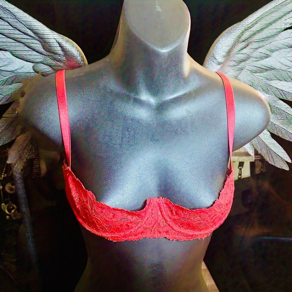 The Escanté Collection - Vibrant Red Lace Demi-Cup Bra